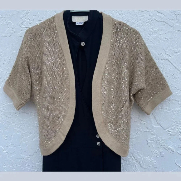 Isabella Rodriguez Short Sleeves Sequin Detailed Crochet Sweater Beige Sz Large - Picture 3 of 8